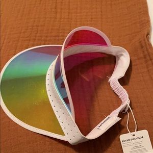 Retro sun visor